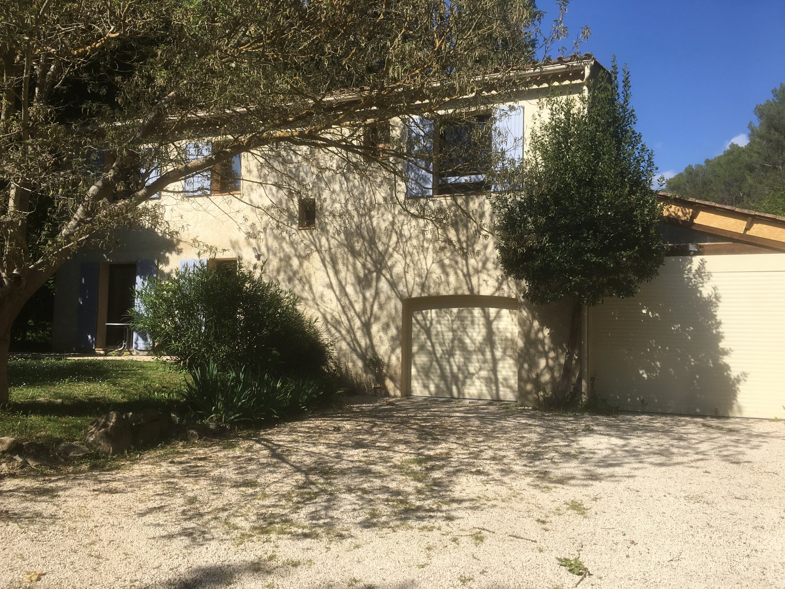 Maison T5-  R+1 - 140 m2 — photo 3