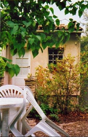 T2 indépendant dans maison rez de jardin 43 m2 — photo 3