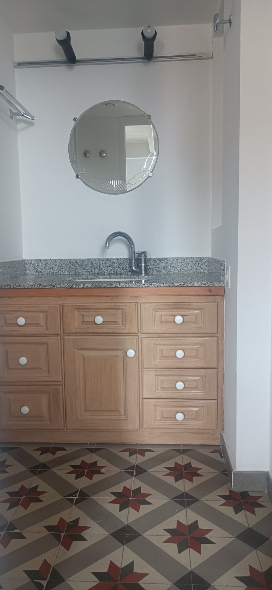 T2 dans maison de village — photo 3